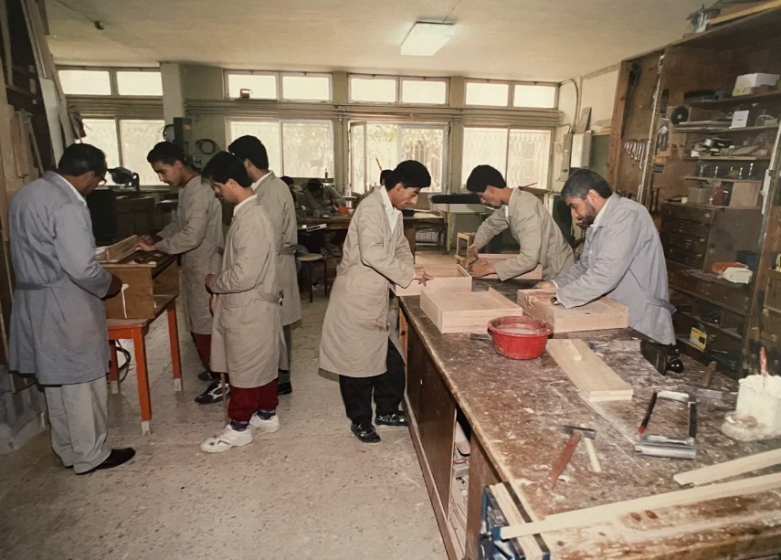 Vocational training in the carpentry workshop